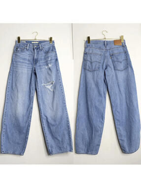 Levi's Baggy Dad Medium Wash Blue Jeans - 24